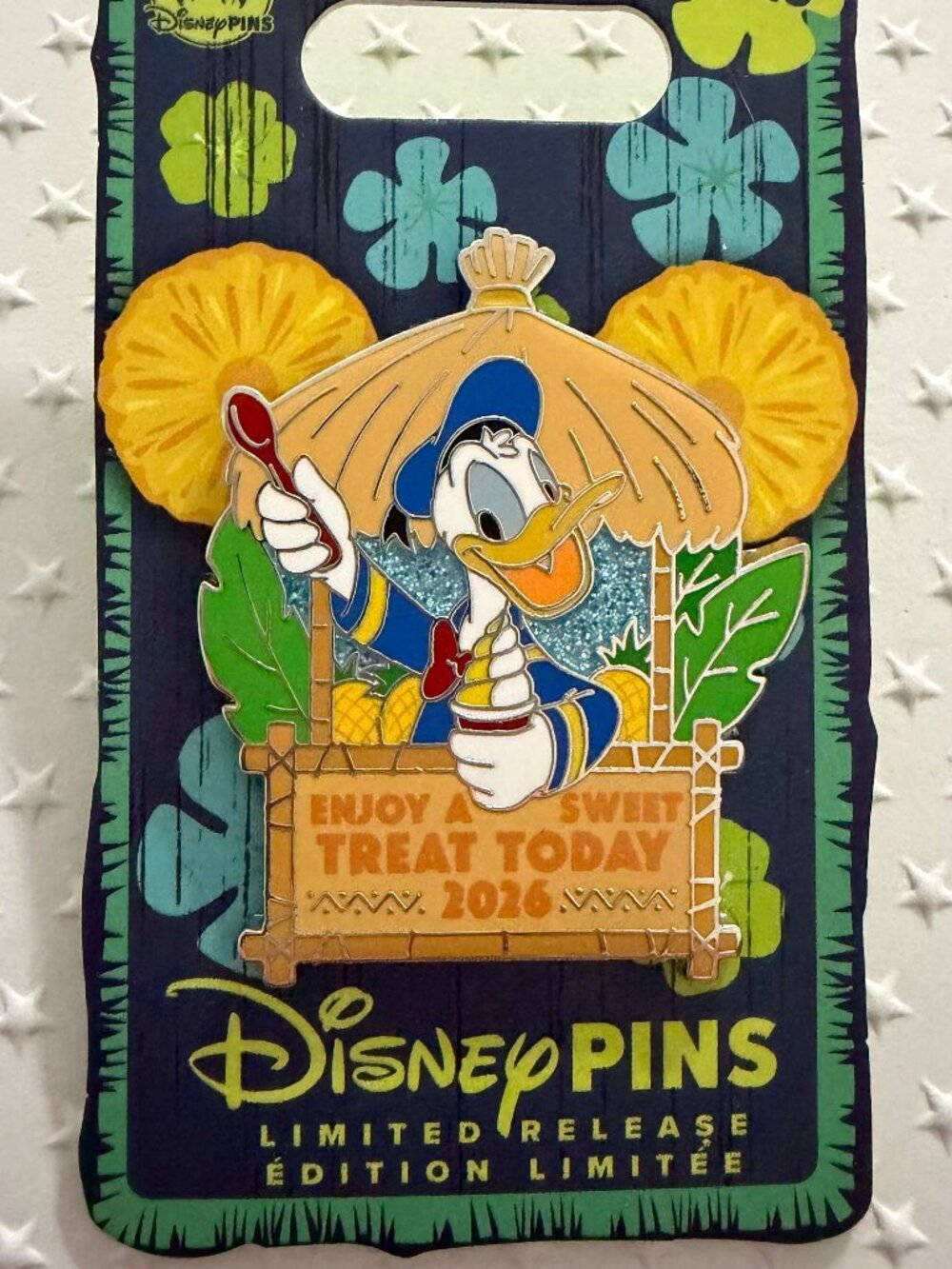 Donald Duck Sweet Treat Day 2026 Disney Pin Limited Release LR NOC